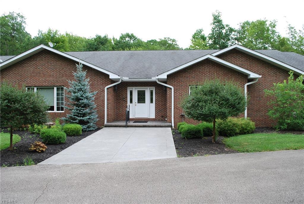 13354 Radcliffe Rd, Chardon, OH 44024 House Rental in Chardon, OH