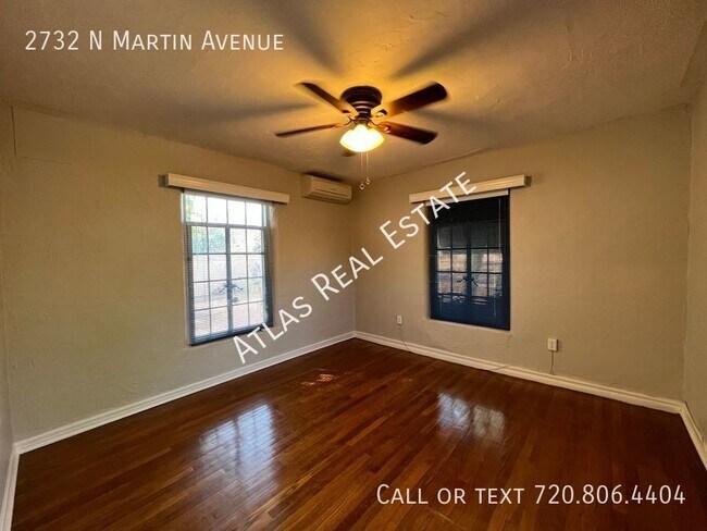 Foto del edificio - ** SKIP THE DEPOSIT ** Centrally located 2...