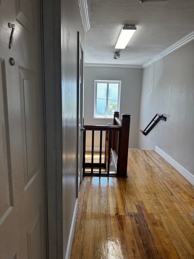 Photo - 7928 Harding Ave Apartment