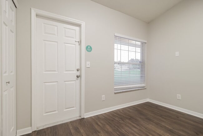 Building Photo - 13448 Silver Leaf Cir