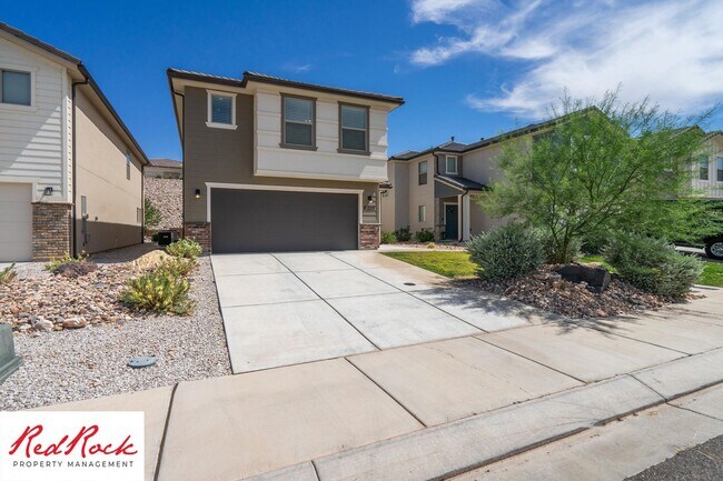 Building Photo - Beautiful 4 Bedrooms and 2.5 Bathroom home