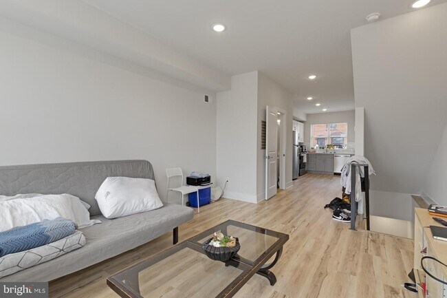 Foto del edificio - 2531 N Mascher St