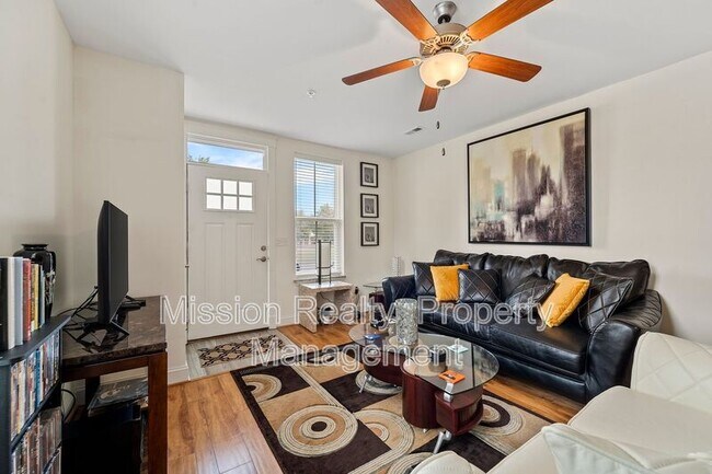 Building Photo - 4307 Fountain Square Plaza