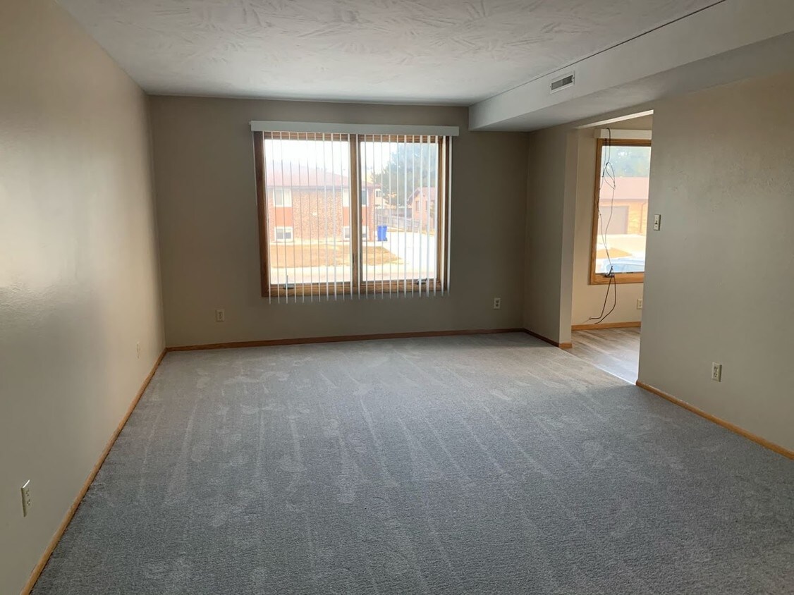 Living Room - 414 W 38th St