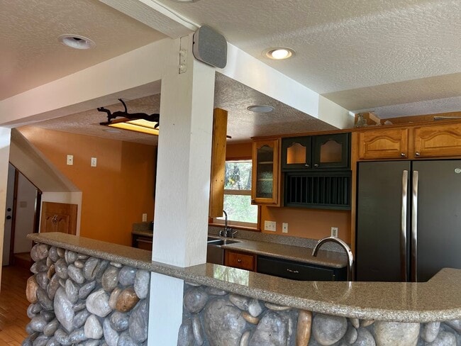 Building Photo - 41204 Purdy Ln