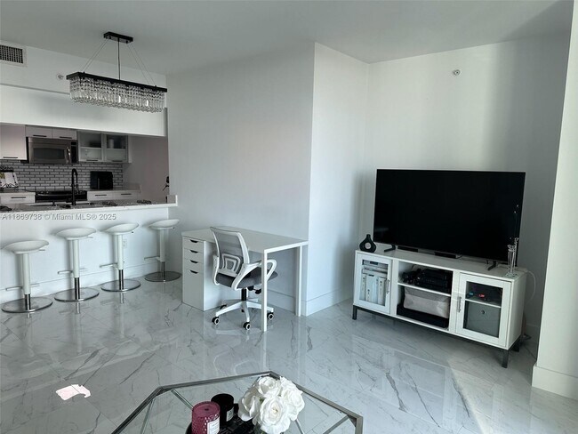 Foto del edificio - 1800 N Bayshore Dr