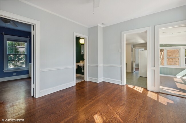Foto del edificio - 2635 Poplar Ave