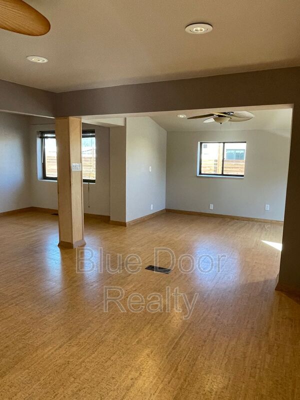 Foto del edificio - 431 Gene Ave NW