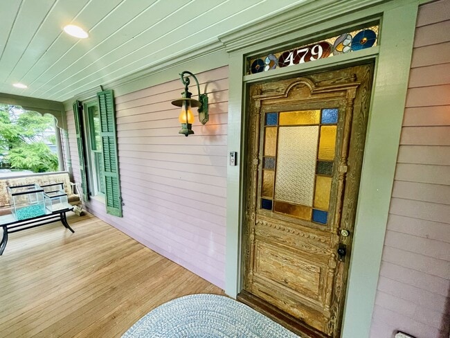 Foto del edificio - 479 W Park St