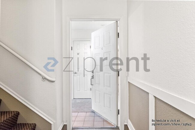 Foto del edificio - 425 Navaro Way