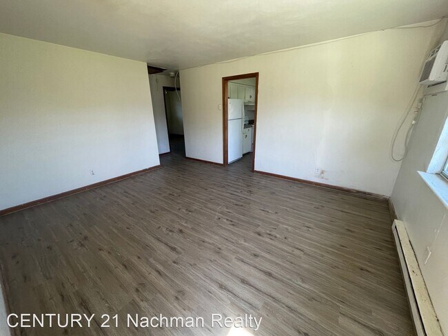 Building Photo - 2 br, 1 bath House - 1832 Ego Drive