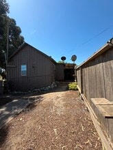 Building Photo - 507 River Rd