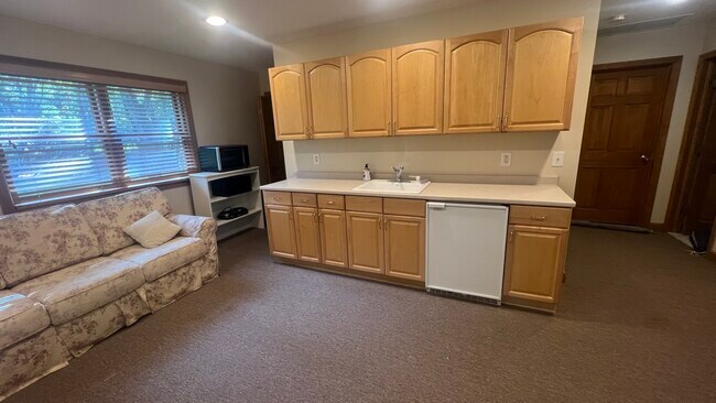 Foto del edificio - 80 Mariner Cir