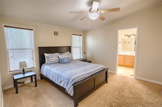 Foto del edificio - 2680 W Whipple St