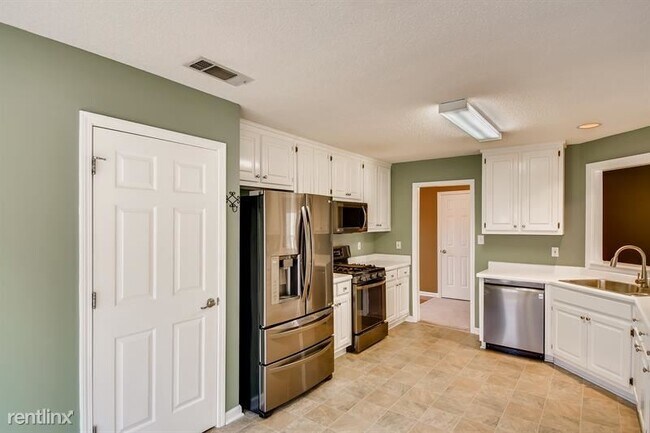 Building Photo - 3 br, 2 bath House - 705 Stellas Pointe UNIT