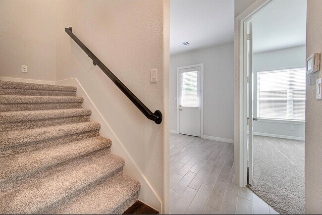 Foto del edificio - 1517 Canter Bayou Way