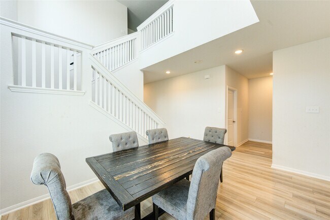 Foto del edificio - 20951 New Proper Dr