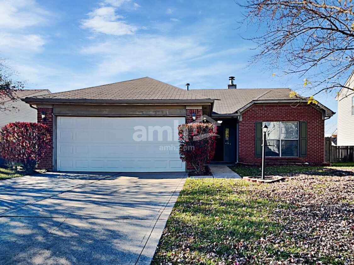 Primary Photo - 13850 Bruddy Dr