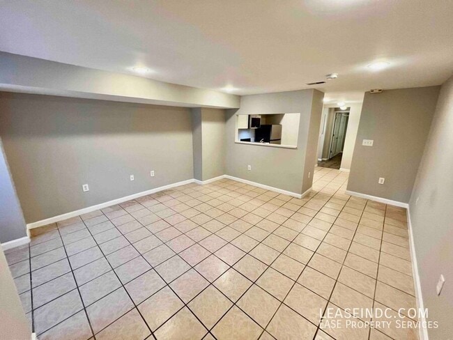 Foto del edificio - 1016 11th St NE