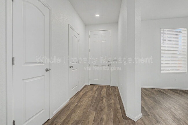 Foto del edificio - 28466 E 6th Pl