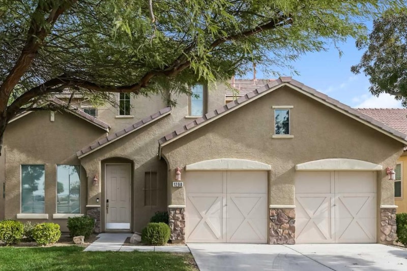 Foto principal - 1295 Echo Creek St