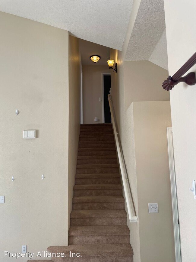 Foto del edificio - 3 br, 2 bath House - 5976 S. Winnipeg Street