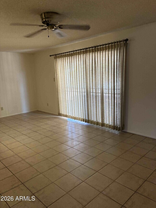 Building Photo - 4619 S Rita Ln