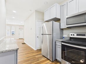 Building Photo - 346 Nectarine St