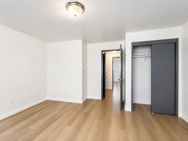 Photo - 703 Woodford Ave N Apartment