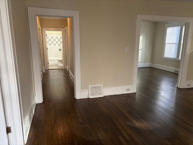 Building Photo - 2939 Bon Air Ave