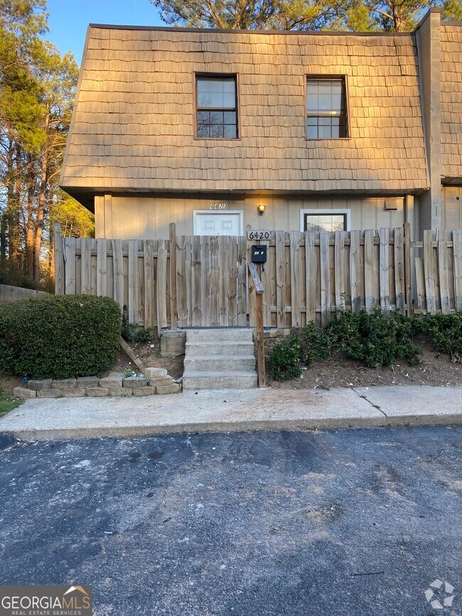 Azalea Estates Senior Living Apartments for Rent Morrow, GA 3