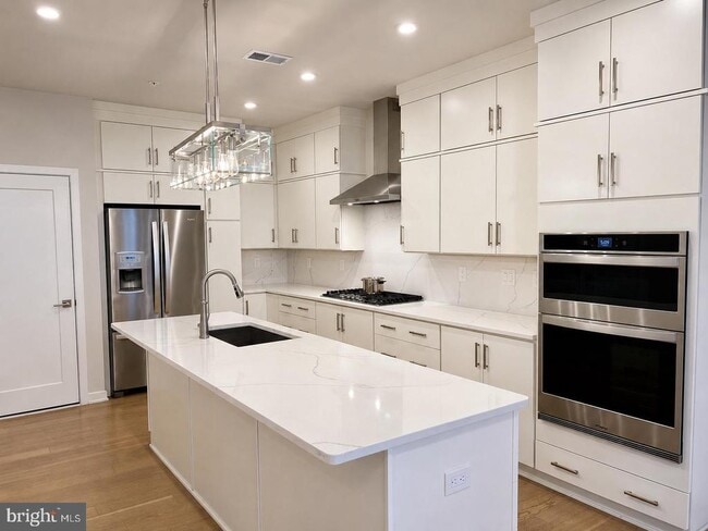 Building Photo - 7556 Sawyer Farm Wy