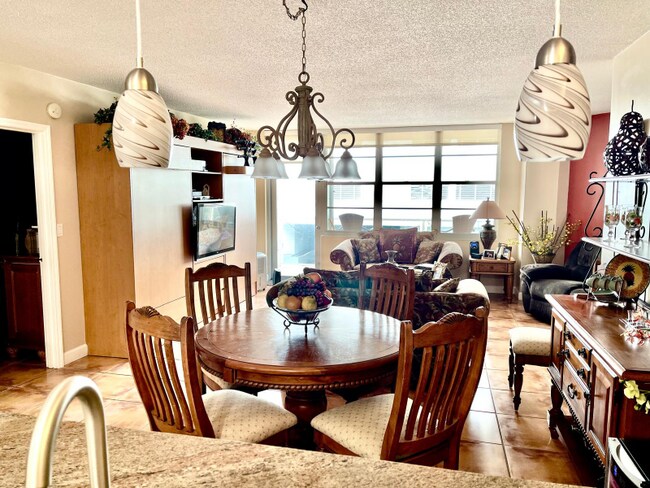 Foto del edificio - 3725 S Ocean Dr