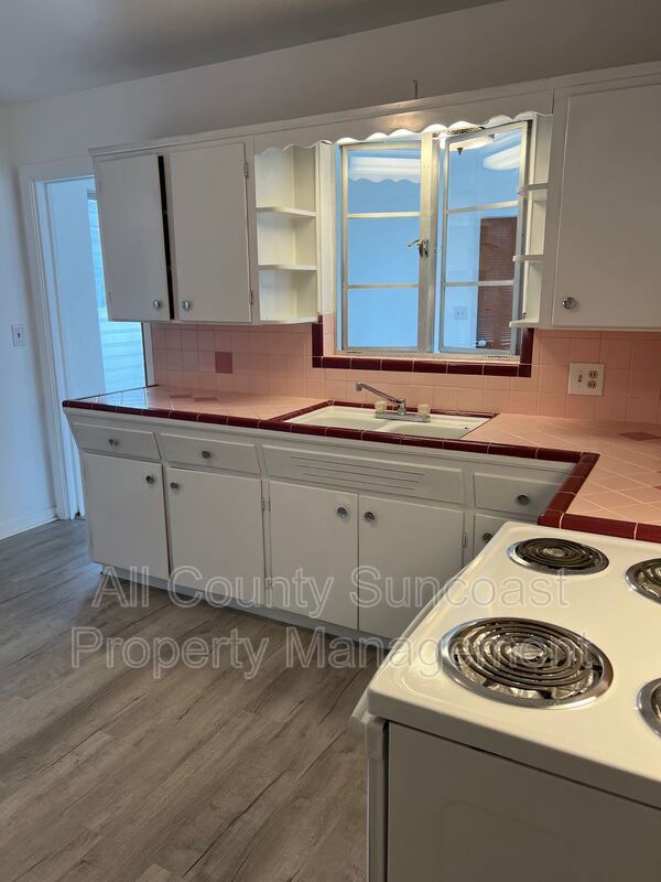 Foto del edificio - 4755 9th Ave N