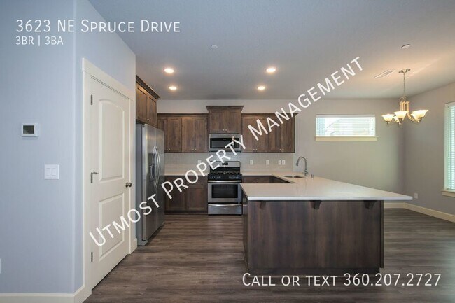 Building Photo - Three Bedroom - Newer Construction Holt Ho...