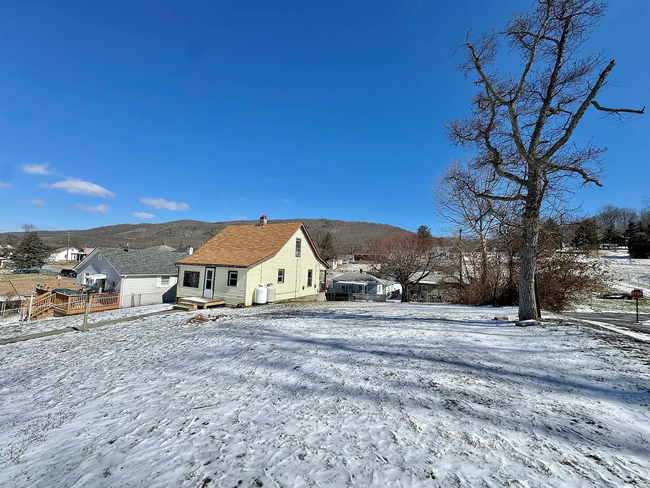 Foto del edificio - Charming & Move-In Ready 3-Bedroom Home on...
