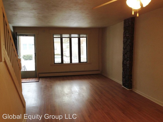 Building Photo - 3 br, 1 bath House - 829 Spruce St.