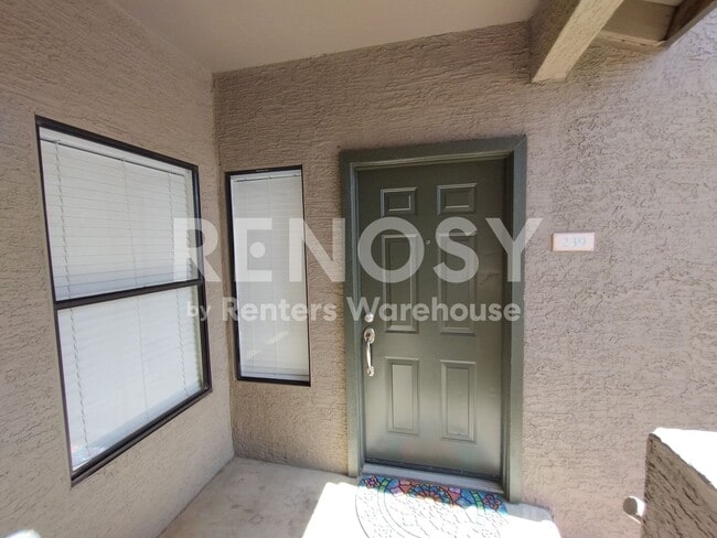 Building Photo - 9600 N 96th St