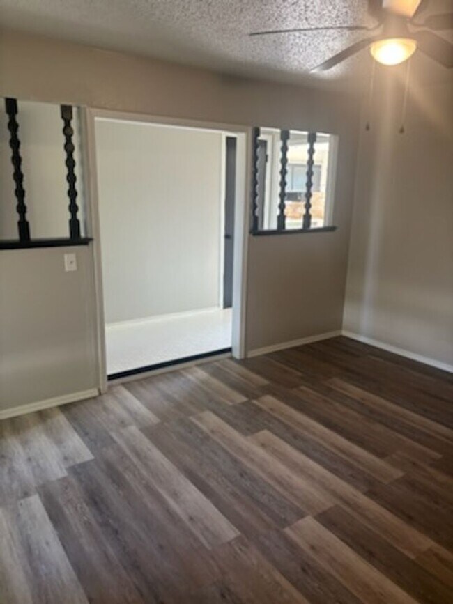 Foto del edificio - 1613 NW 81st St