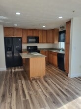 Building Photo - 70 Broadway