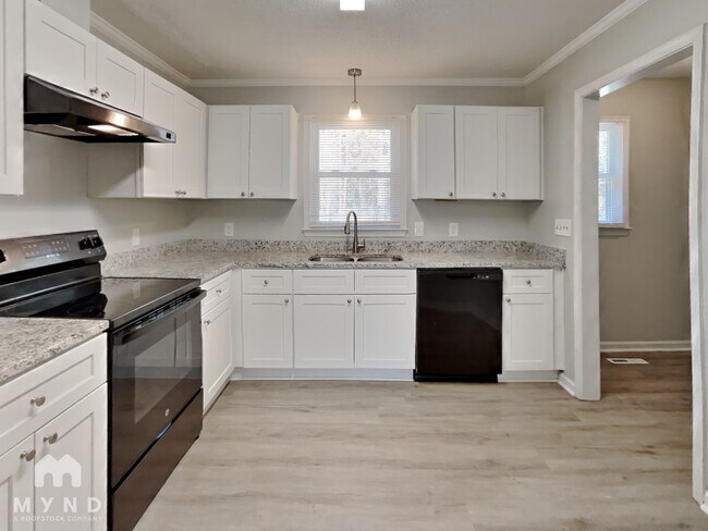 Foto del edificio - 402 Westgate Cir