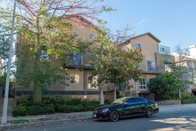 Foto del edificio - 10918 Morrison St