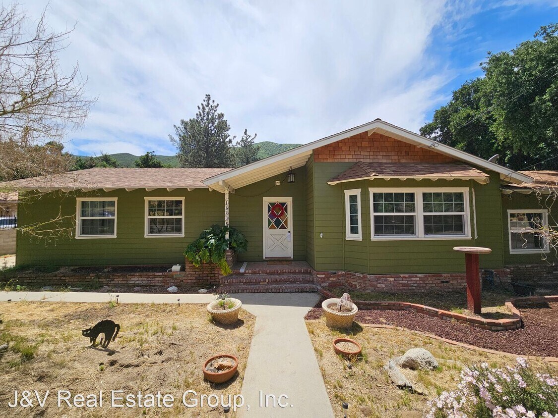 Primary Photo - 4 br, 2 bath House - 15806 Calle Hermosa