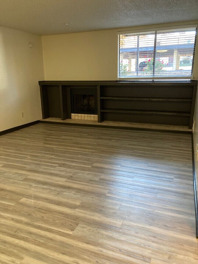 Foto del edificio - SW 1 bedroom 1 bath apartment for rent