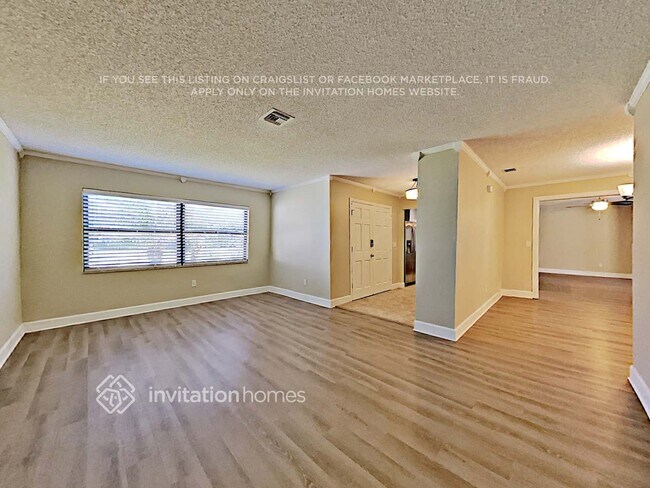 Foto del edificio - 760 Brookside Rd