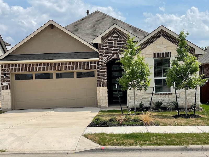 Foto principal - 2400 Bear Cub Bend