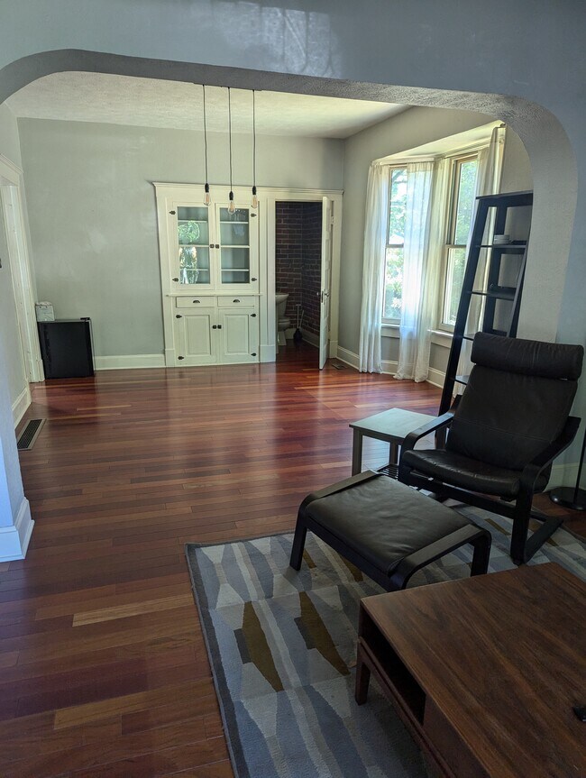 Building Photo - 4188 Winona Ct