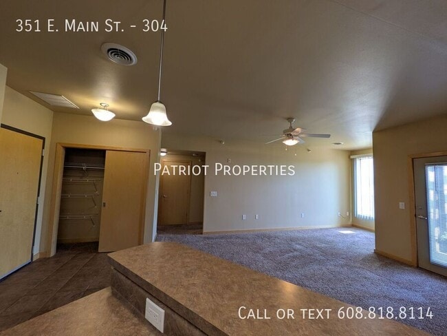 Building Photo - 351 E Main St