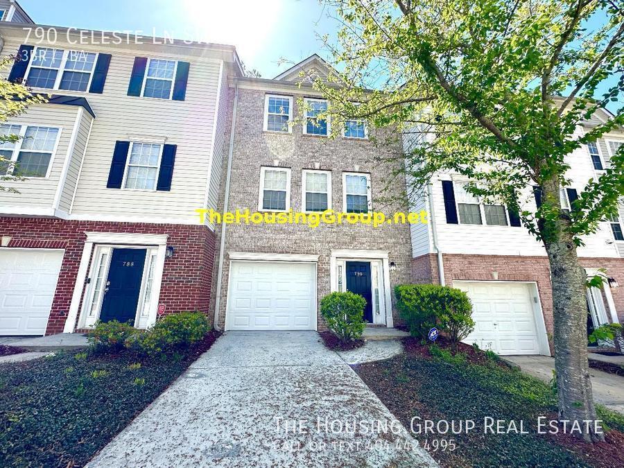 Primary Photo - 3 Bedroom 3.5 Bath Gated Community