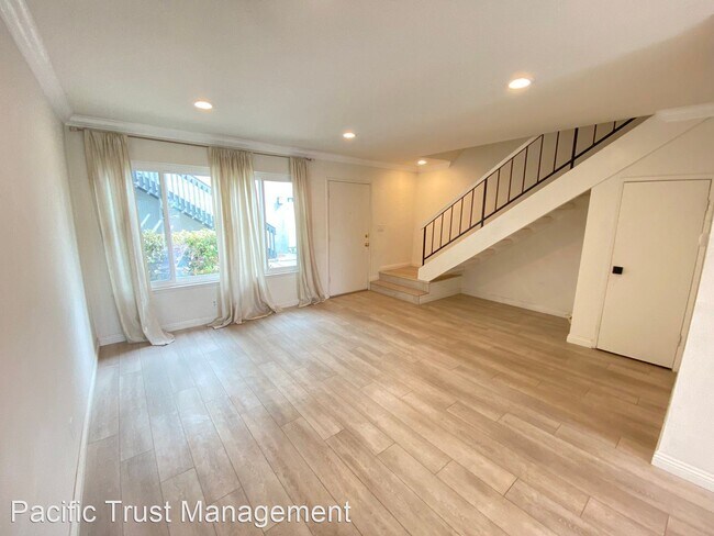 Building Photo - 2 br, 1.5 bath House - 9626 Pettswood Dr